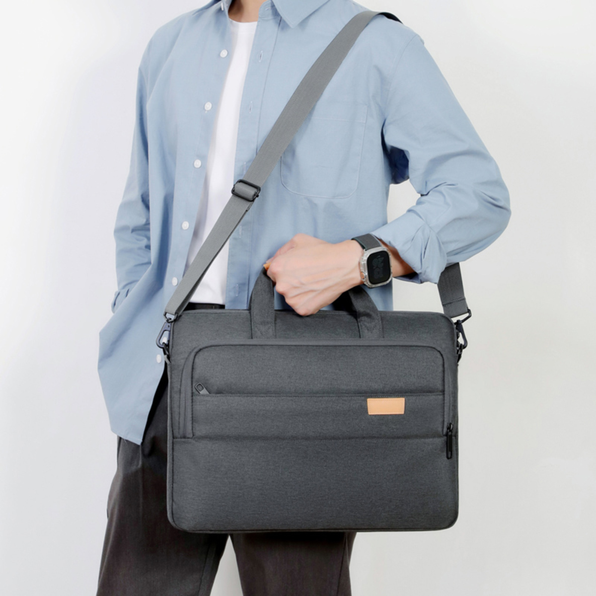 Laptop Backpack 15.6 - กระเป๋าแล็ปท็อป Satchel เหมาะสําหรับผู้ช่วยให้รอด R9000P Alien 16